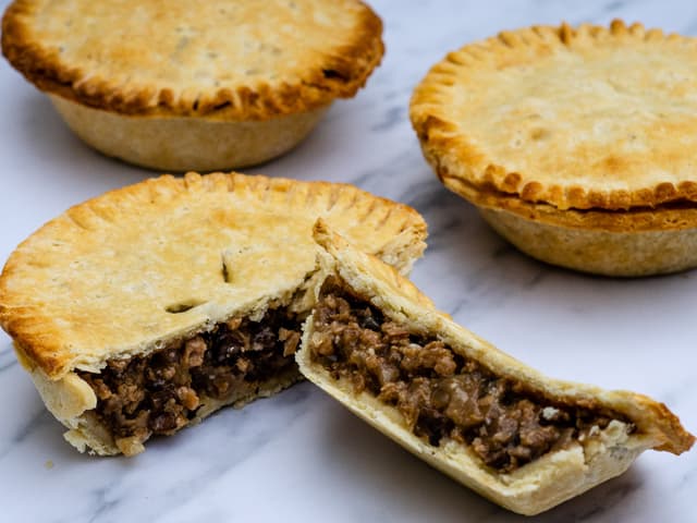 Mushroom Pie (Mini) (VG/GF)