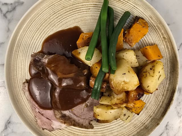 Beef Brisket, Mash, Carrots & Gravy