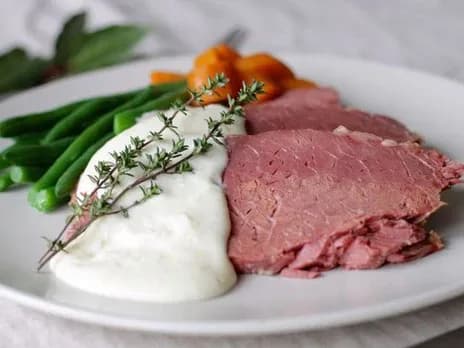 Corned Beef & Vegetables with White Sauce