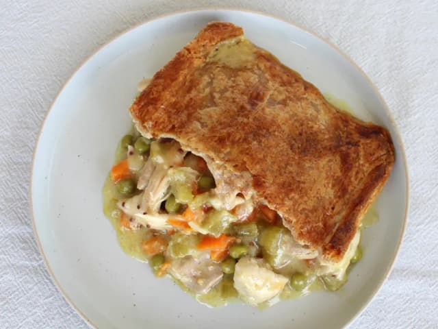 Free Range Chicken and Veggie Pie