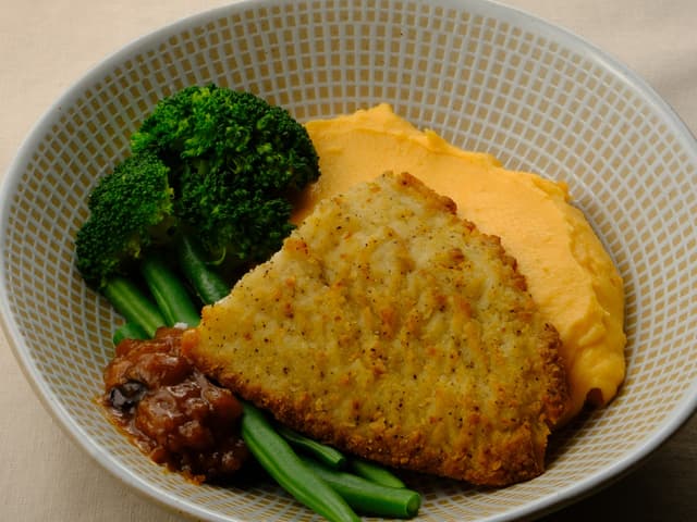 Battered Fish with Sweet Chutney