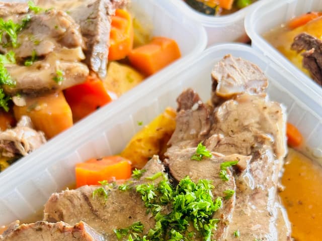 Roast Beef with Roasted Vegetables Regular