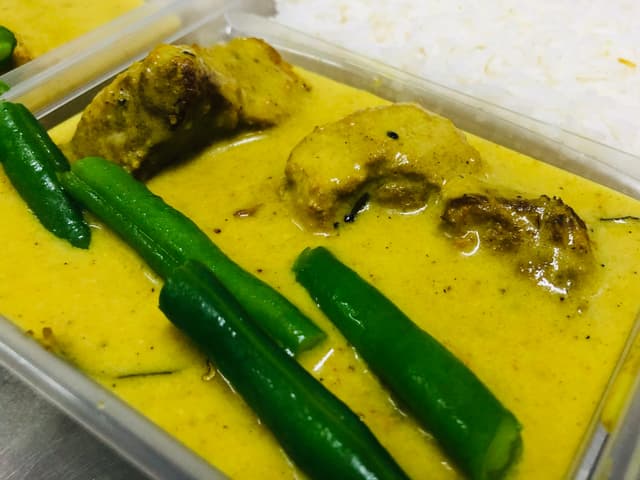 Chinese Chicken Curry with Cauliflower Rice KETO