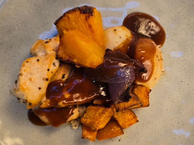 Roast Chicken & Vegetables with Beans & Gravy