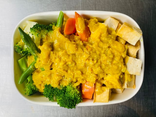 Yellow Tofu and Vegetable Curry
