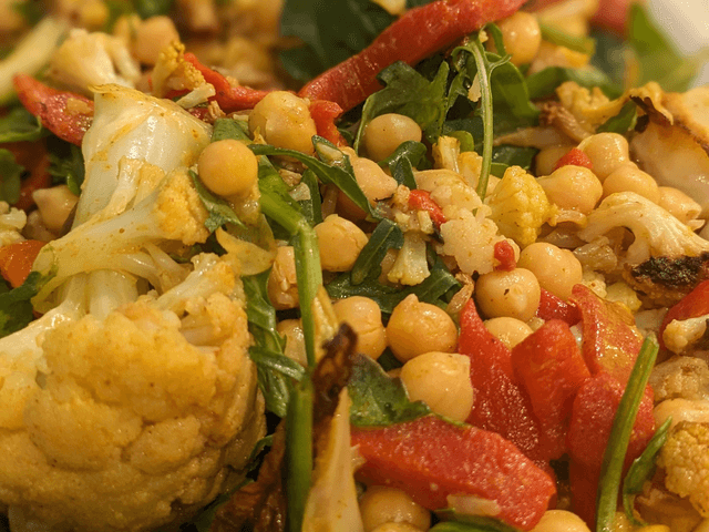 Roasted Cauliflower & Chickpea Salad | GF- DF - Vegan - Halal