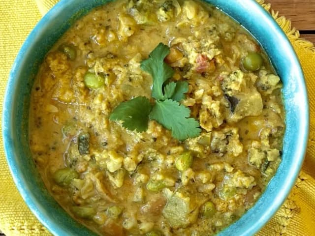 Yellow Vegetable Curry (GF) (VG)