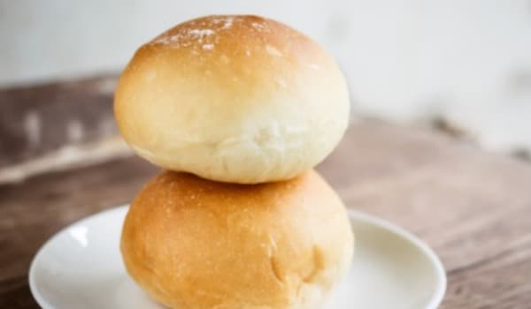 White Dinner Rolls