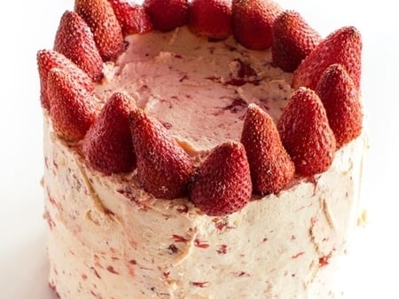 Roasted Strawberry & Elderflower Cake