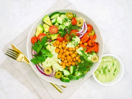 Green quinoa salad