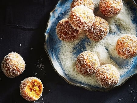 Apricot & Macadamia Bliss Balls