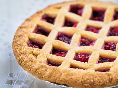 Apple & Mixed Berry Pie