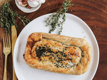 Creamy chicken pie w pea broccoli- Freezer stock