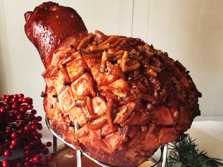 Taluca Park free range Christmas Ham on the bone medium 4-5kg