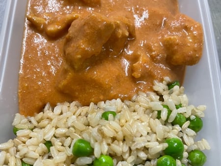 Butter Chicken with Brown Rice and Peas