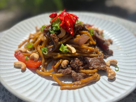 *Beef Stir-Fry with Hokkien Noodles