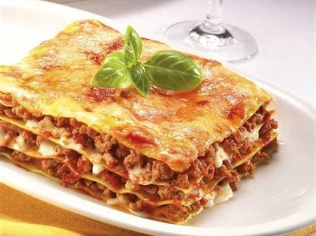 Traditional Lasagne & Vegetables