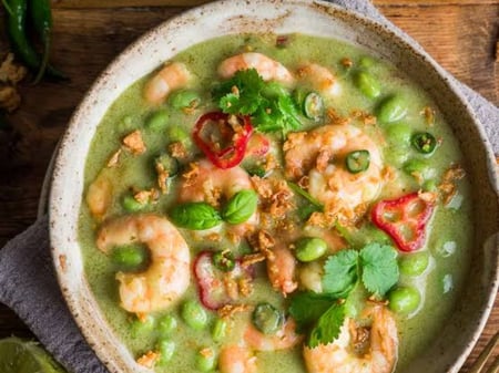 Green Curry with Seafood