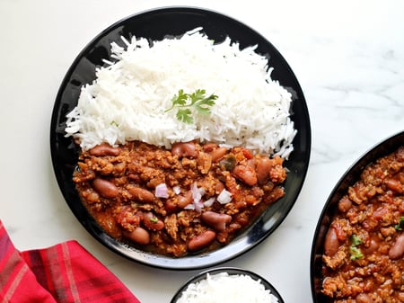 Chilli Con Carne, Rice and Scallop Potatoes