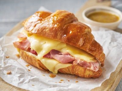 Croissants with Leg Ham and Gruyere