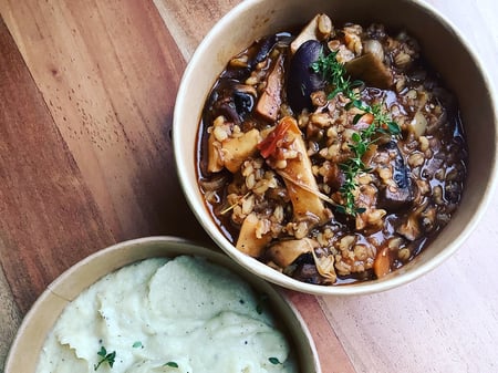 MUSHROOM RAGOUT w PEARL BARLEY