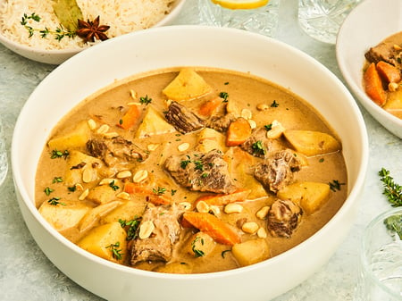 Massaman Curry with Beef FAMILY