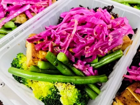 Vegan "Low Carb" Marinated Tofu with Broccoli, Cauli Rice & Pickled Cabbage