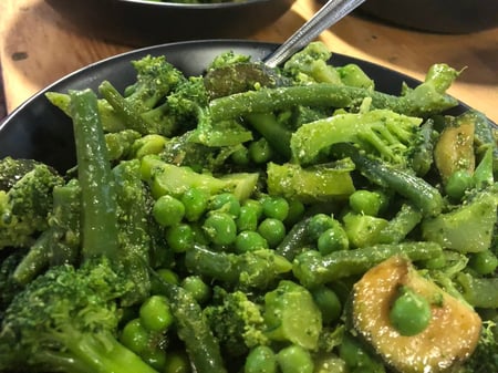 Pesto, Pasta and Green vegetable Salad