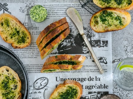 Garlic & parsley bread