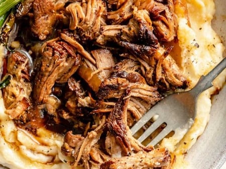 BLUEBERRY PULLED LAMB