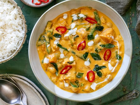 Sri lankan sweet potato, chickpea & eggplant curry with basmati rice