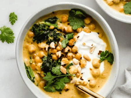 Thai Yellow Chickpea and Vegetable Curry