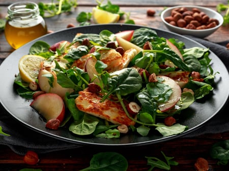 Warm Lamb, Haloumi and Baby Spinach Salad with Garlic Mint Yoghurt Dressing