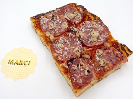Fennel Salami, Tomato, Bocconcini Pizza