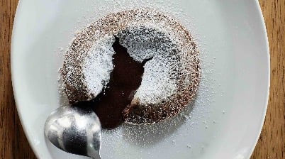 Soft-centred Chocolate Pudding