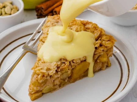 Apple Pie & Custard