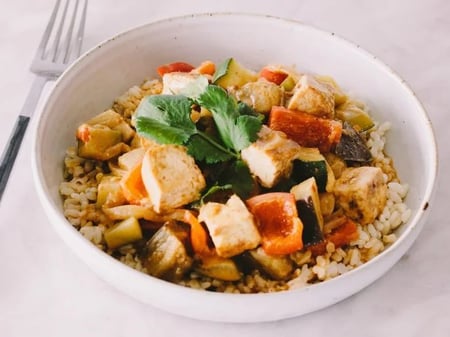 Vegan Spicy Red Tofu Curry  – Frozen