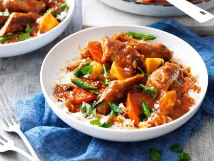 Curried Sausages with Rice