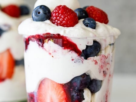 Mixed Berry Eaton Mess