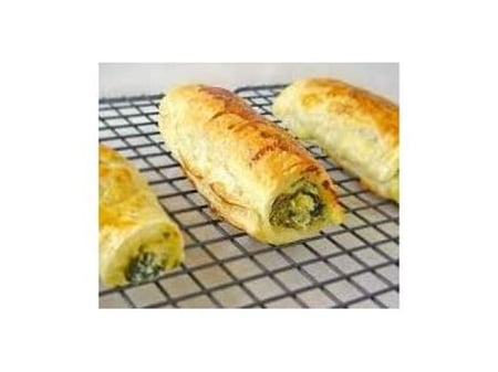 Spinach and Ricotta burek cigars served with green salad and orange vinaigrette