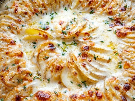 Potato and cauliflower gratin