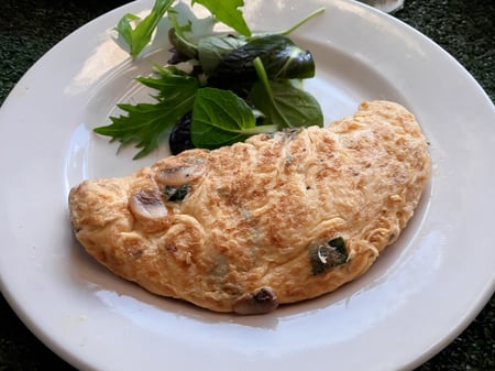 Spinach and mushroom omelette