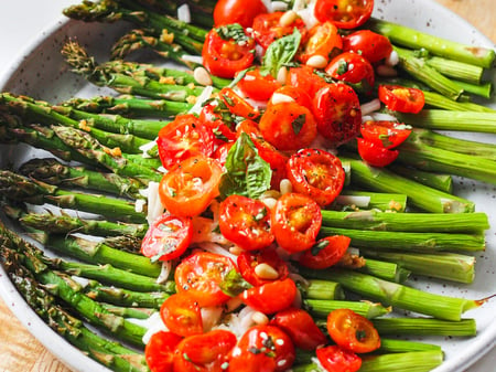 Grilled Asparagus & Tomato