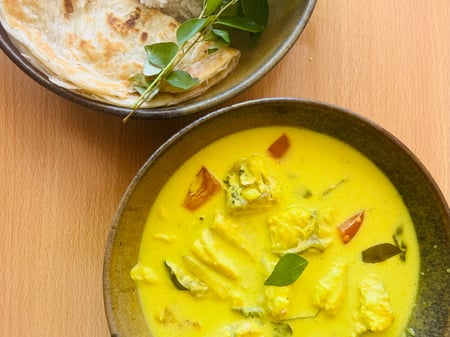 Moilee (fish/prawns)