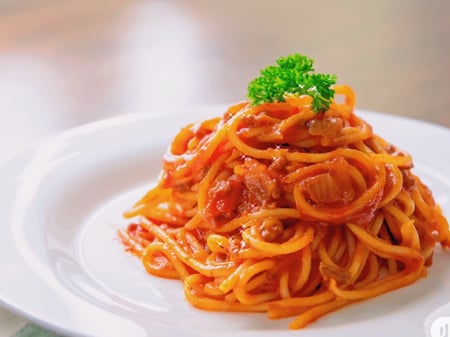 61. 意式肉酱面 (牛肉) Beef Bolognese Spaghetti