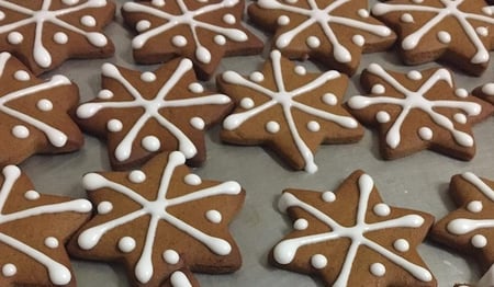 Gingerbread stars by Idlewild Patisserie