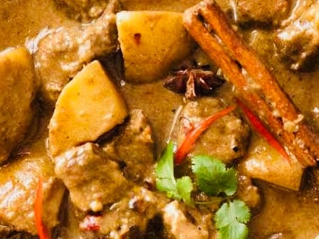 Thai Pork Massaman Curry w Steam Rice FODMAP