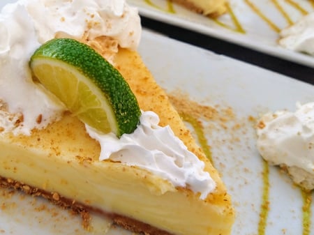 Key Lime Pie with Fingerlime