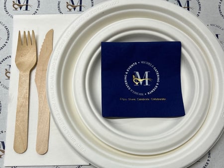 Whole Set - Cutlery, Plates & Napkins