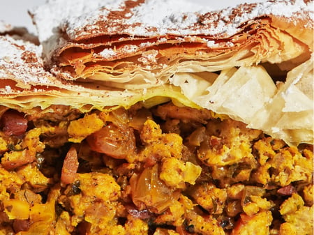 FROZEN Bisteeya Classic Moroccan Chicken Pie with Filo